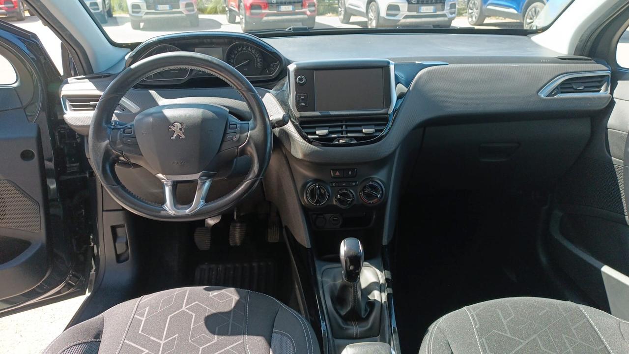 Peugeot 2008 PureTech 82 Active Benzina/GPL