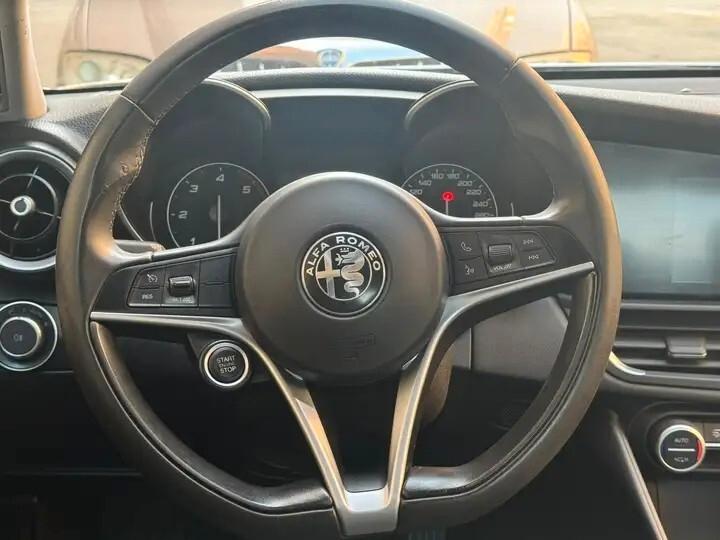 Alfa Romeo Giulia 2.2 Turbodiesel 150 CV Super