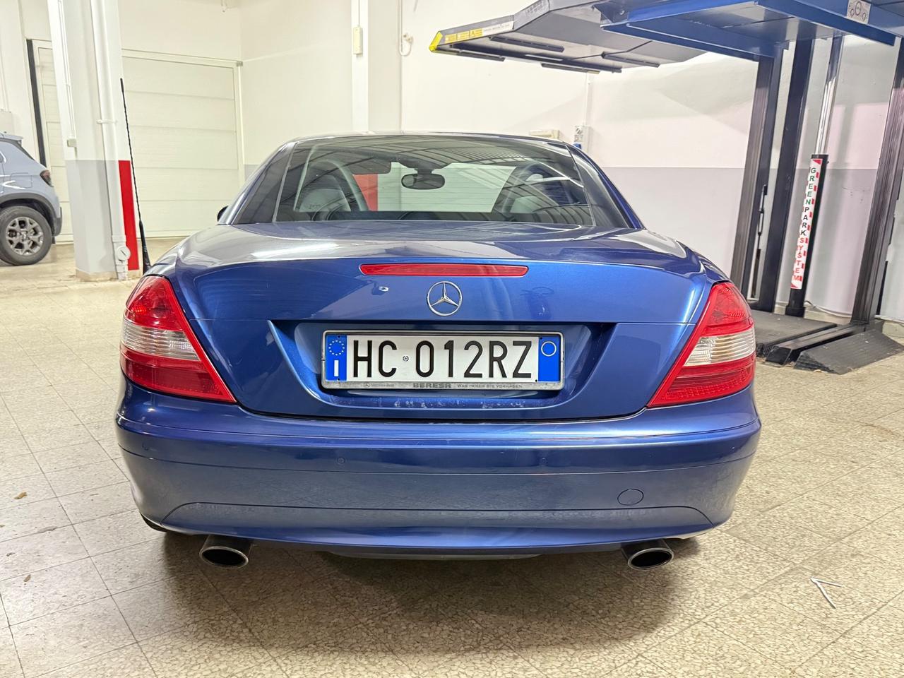 Mercedes-benz SLK 350