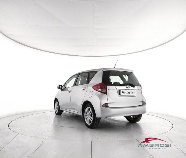 SUBARU Trezia 1.3i-L 6MT Trend
