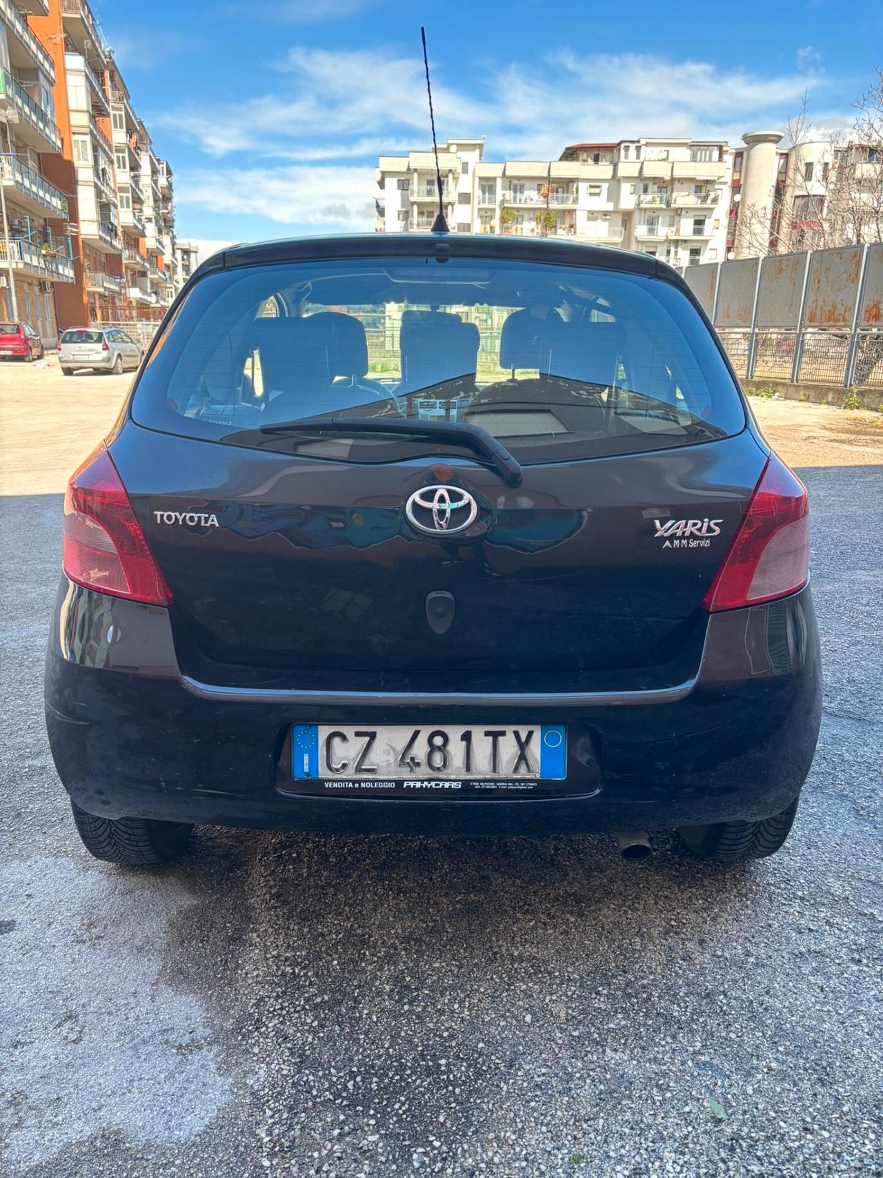 Toyota Yaris 1.0 3 porte