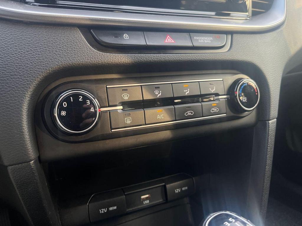 Kia Xceed 1.0 t-gdi Urban Gpl 117cv