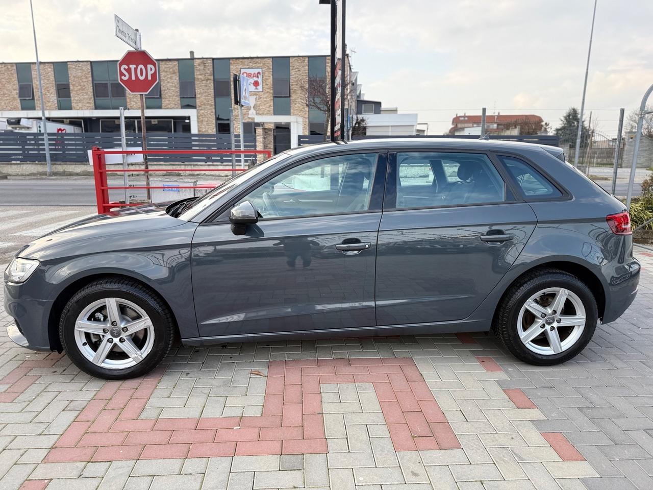 Audi A3 SPB 1.0 TFSI S tronic Sport 44000KM