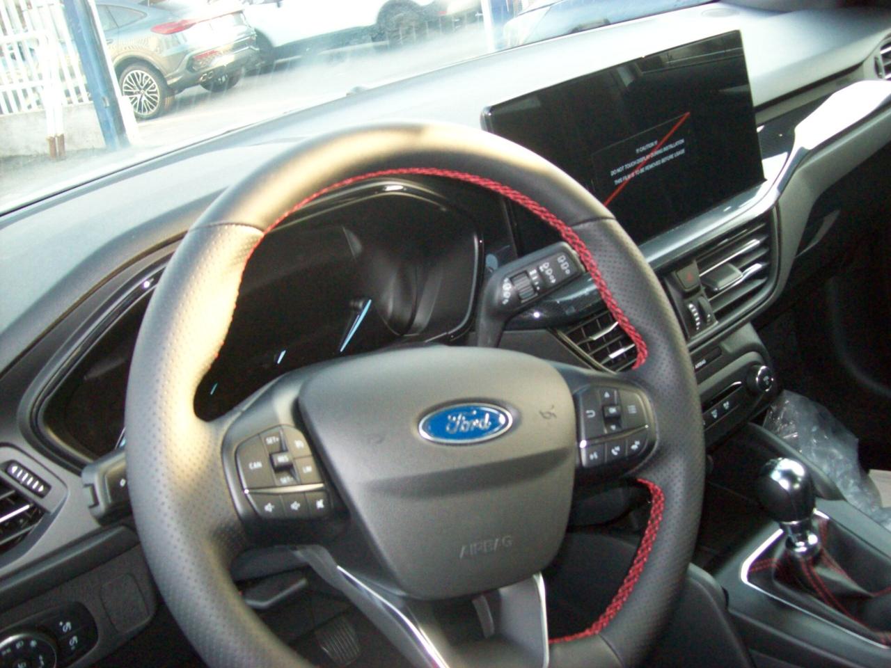 Ford Focus 1.0 EcoBoost Hybrid 125 CV 5p. ST-Line