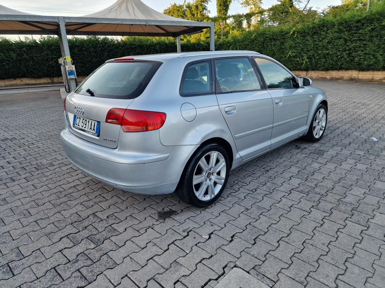 Audi A3 2.0 16V TDI Attraction
