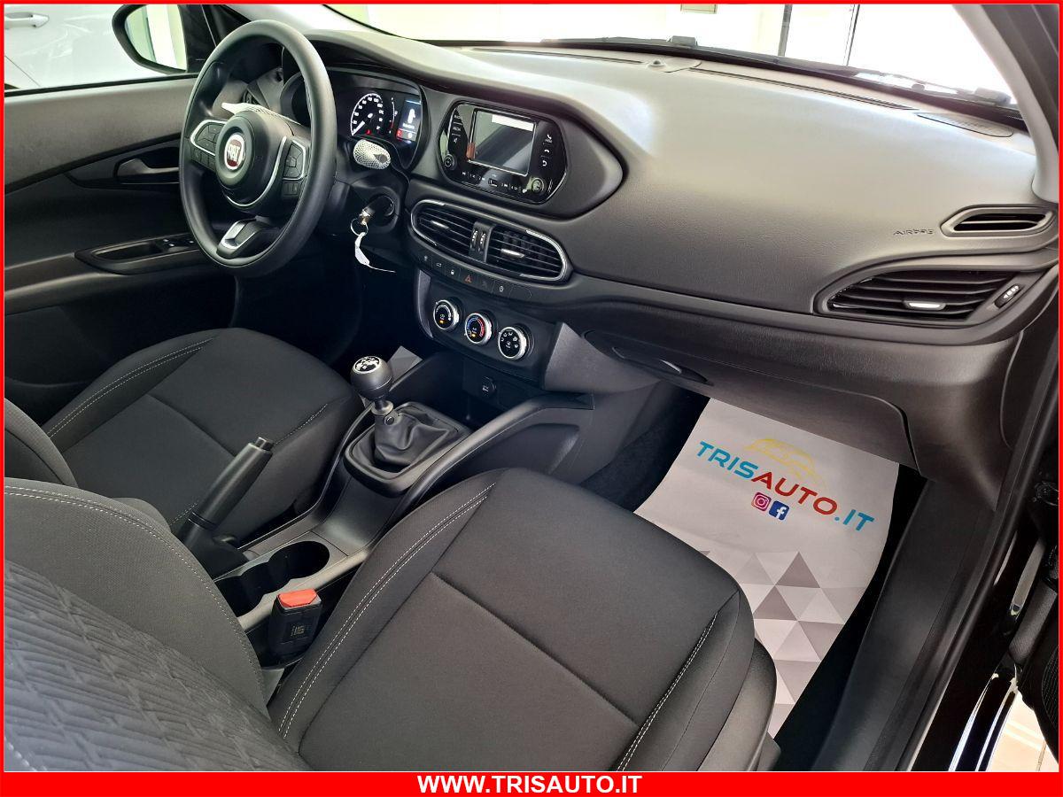 FIAT Tipo 1.6 Mjt Berlina NEOPATENTATI (ANDROID+APPLE)