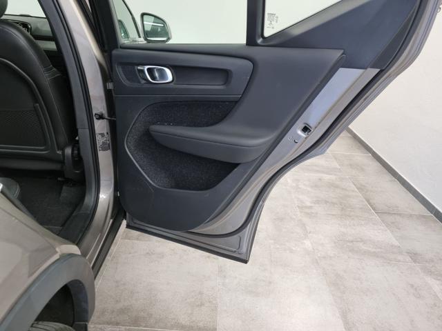 VOLVO XC40 T5 Recharge Plug-in Hybrid Inscription