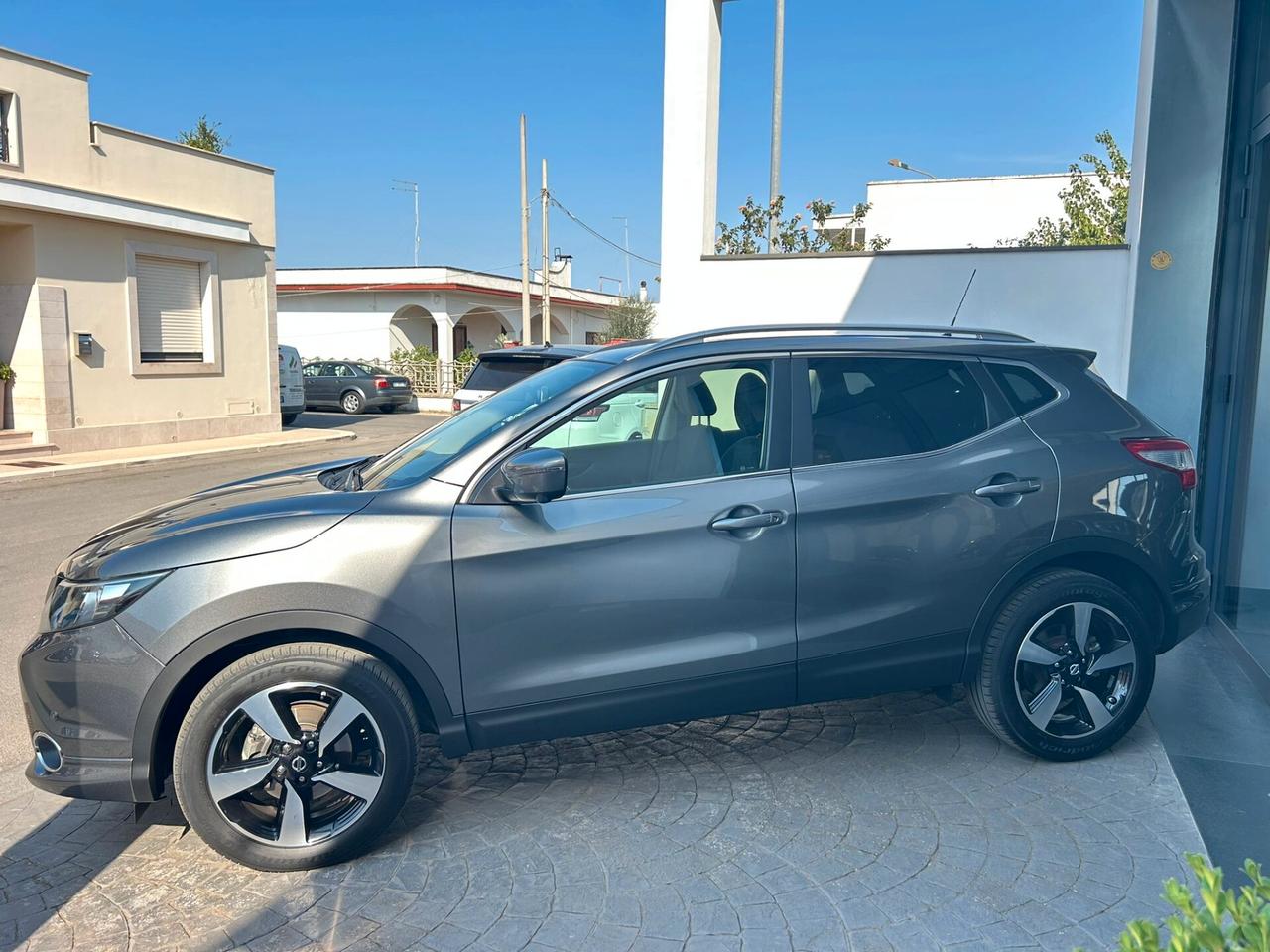 Nissan Qashqai 1.5 DCI TEKNA TETTO/360°-2015