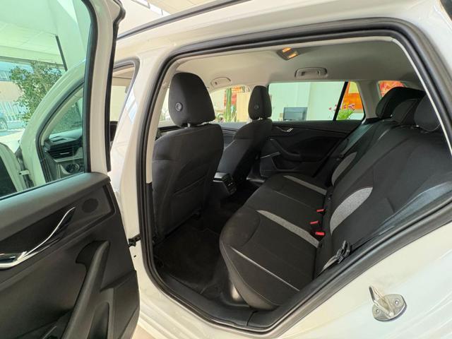 SKODA Kamiq 1.0 TSI Black Dots