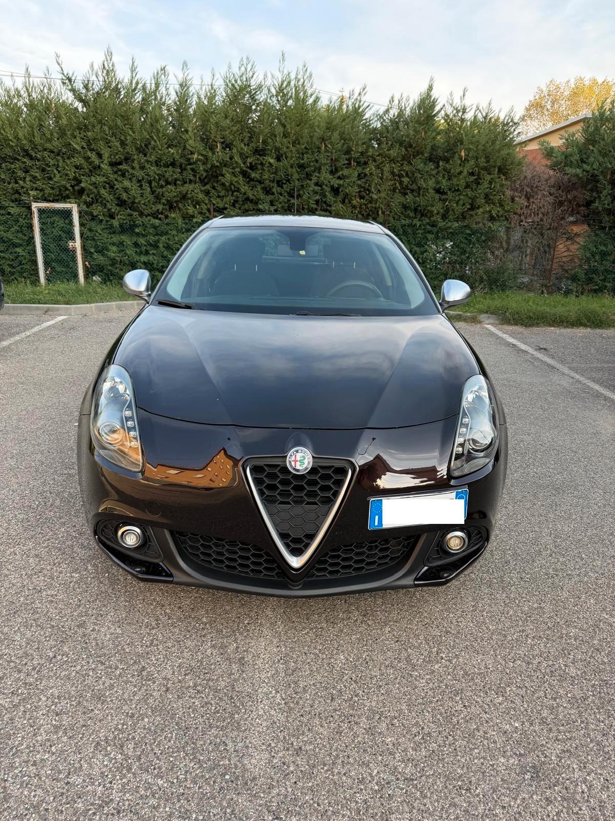 Alfa Romeo Giulietta 1.6 JTDM - NEOPATENTATI - 12 MESI DI GARANZIA -