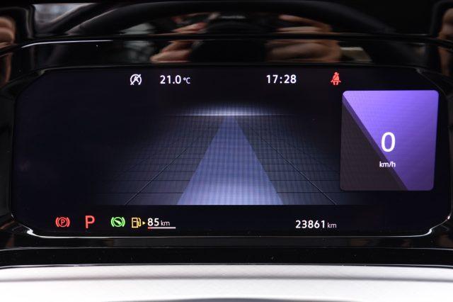 VOLKSWAGEN Golf 1.0 eTSI EVO DSG Life