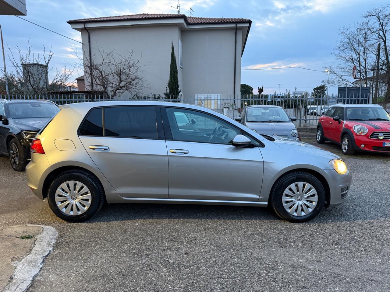 Volkswagen Golf 1.2 TSI 85 CV 5p. Trendline BlueMotion Technology