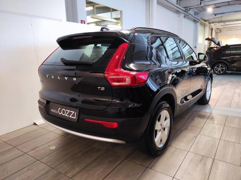VOLVO XC40 (2017-->) - XC40 T2 automatico Essential