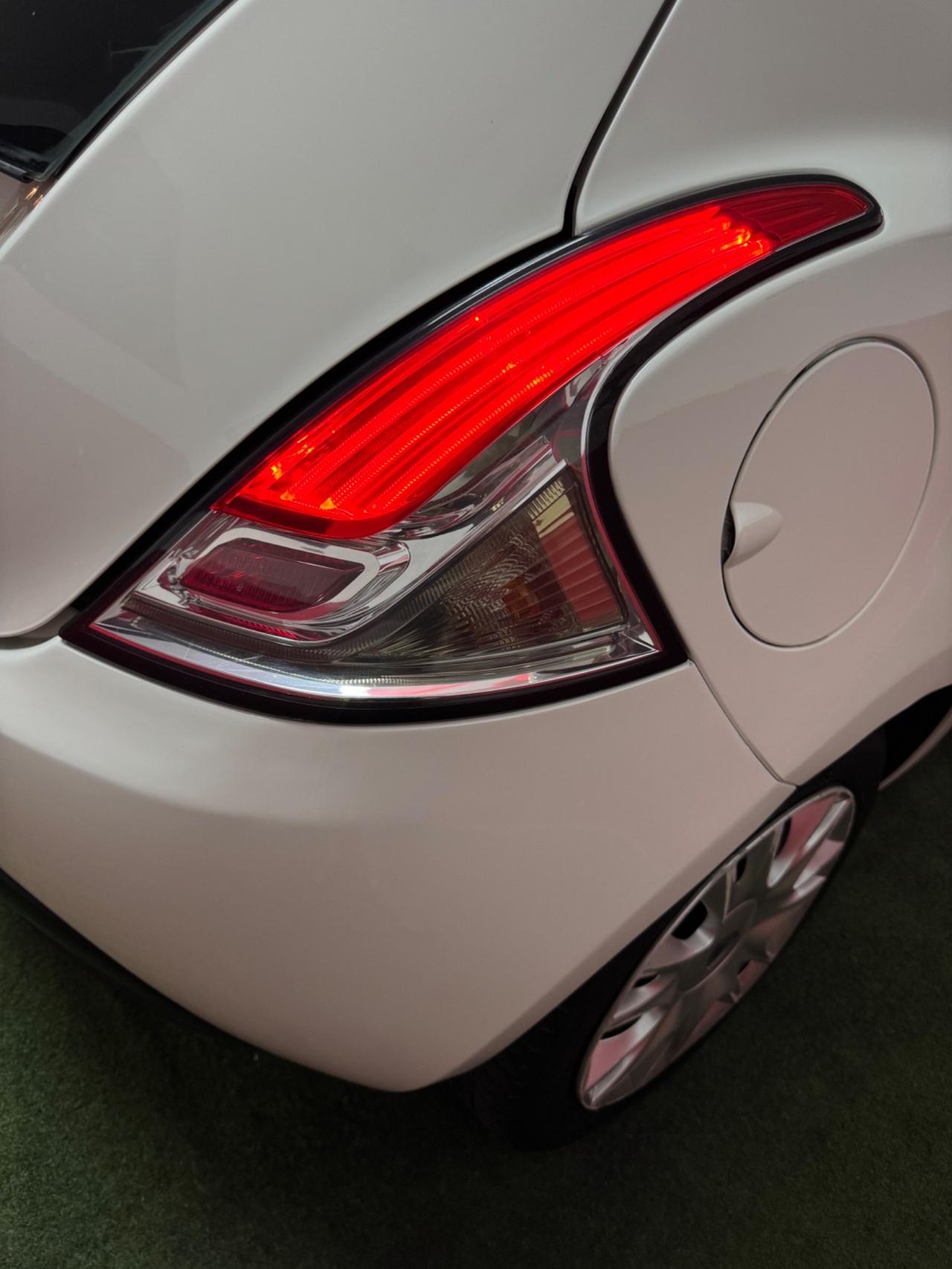 Lancia Ypsilon 1.2 69 CV 5 porte 130000 CHILOMETRI