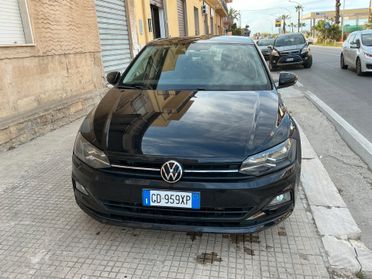 Volkswagen Polo 1.5 TSI DSG 5p. Sport BMT