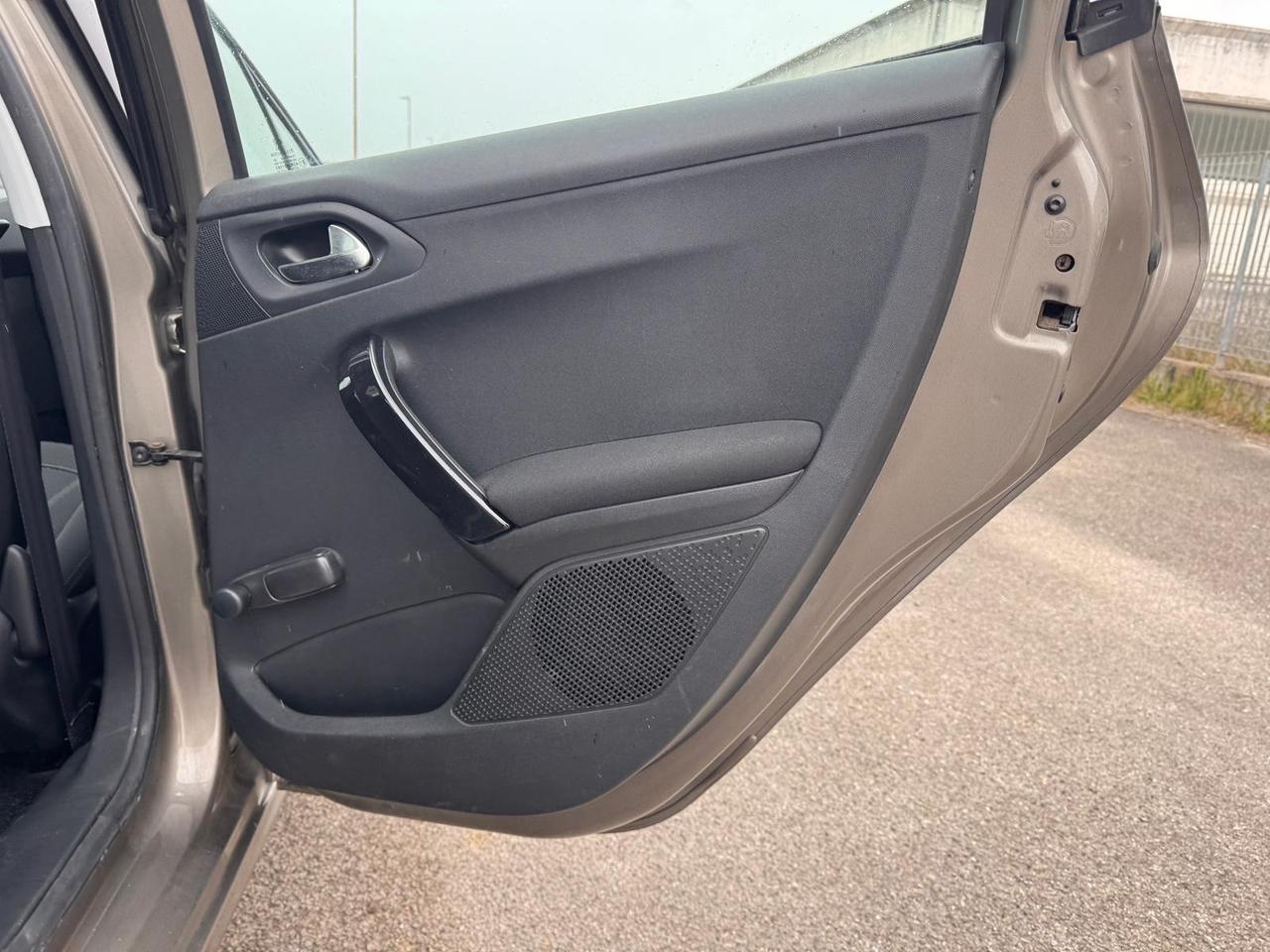 Peugeot 208 Allure GARANZIA 12 MESI 109000 KM