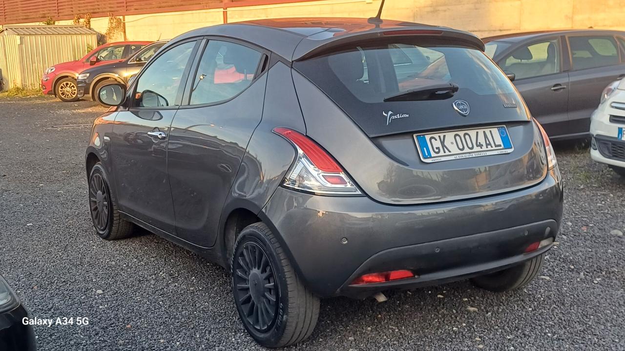 Lancia Ypsilon FireFly 5 porte S&S Hybrid UnYca
