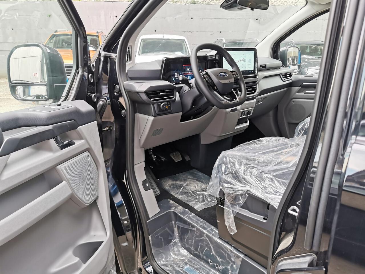 Ford Tourneo Custom 2.0 Ecoblue 170cv 8p. Titanium Iva Detraibile