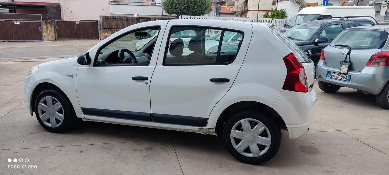 Dacia Sandero 1.4 8V GPL Ambiance