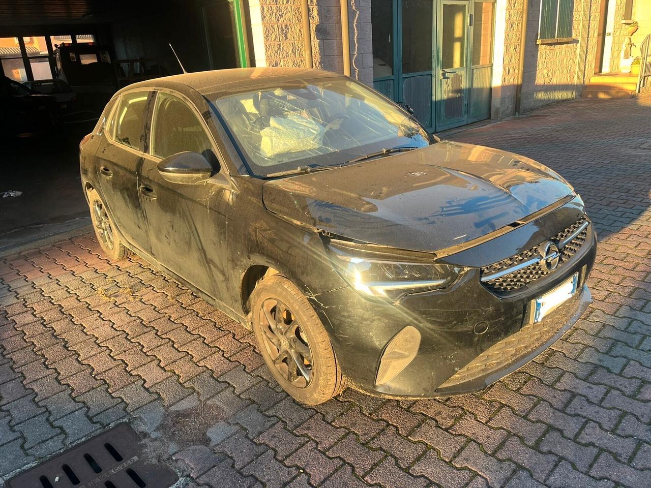 Opel Corsa 1.2 Blitz Edition