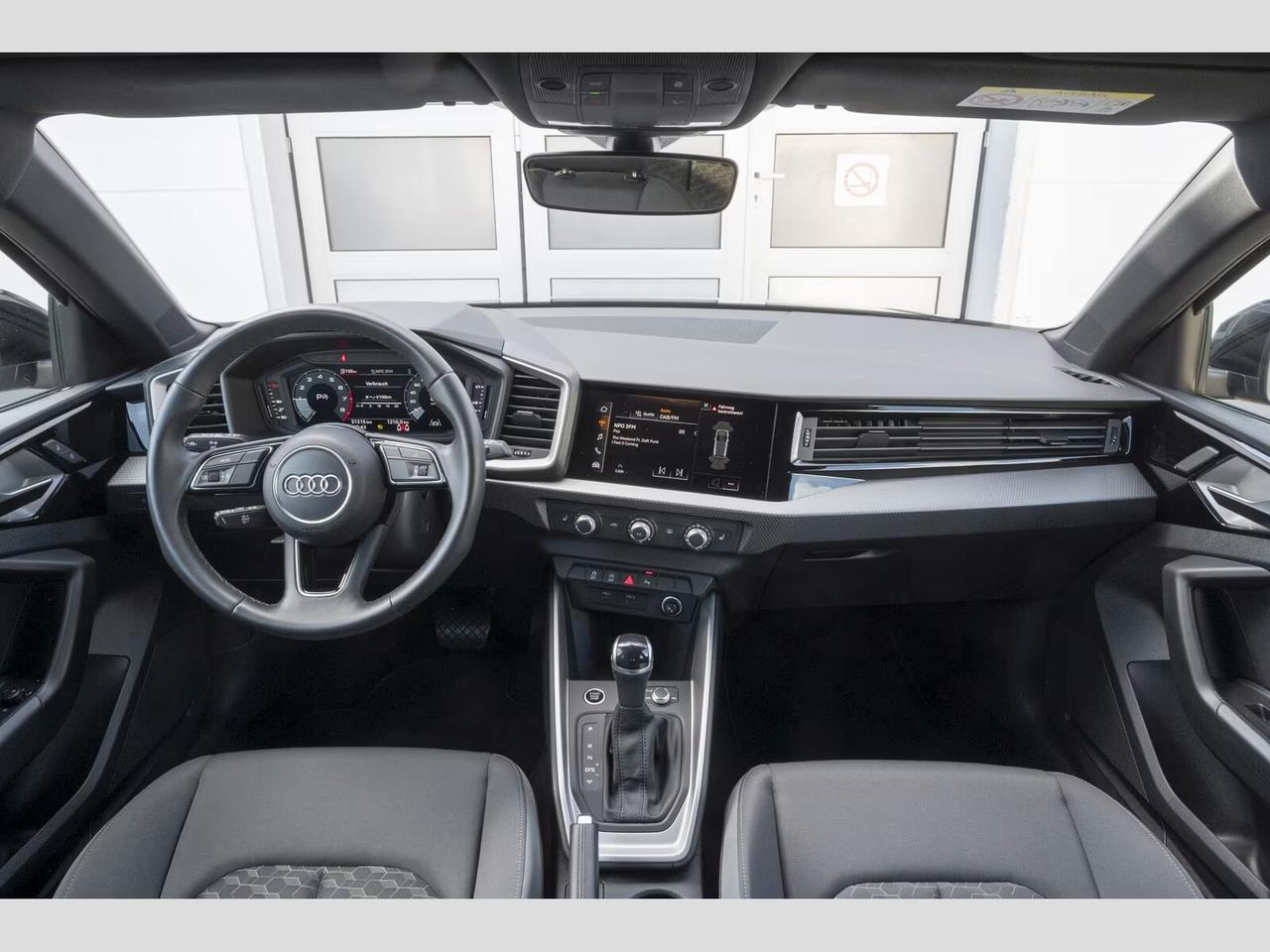 Audi A1 SPB 25 TFSI S tronic line - LED VIRTUAL PDC