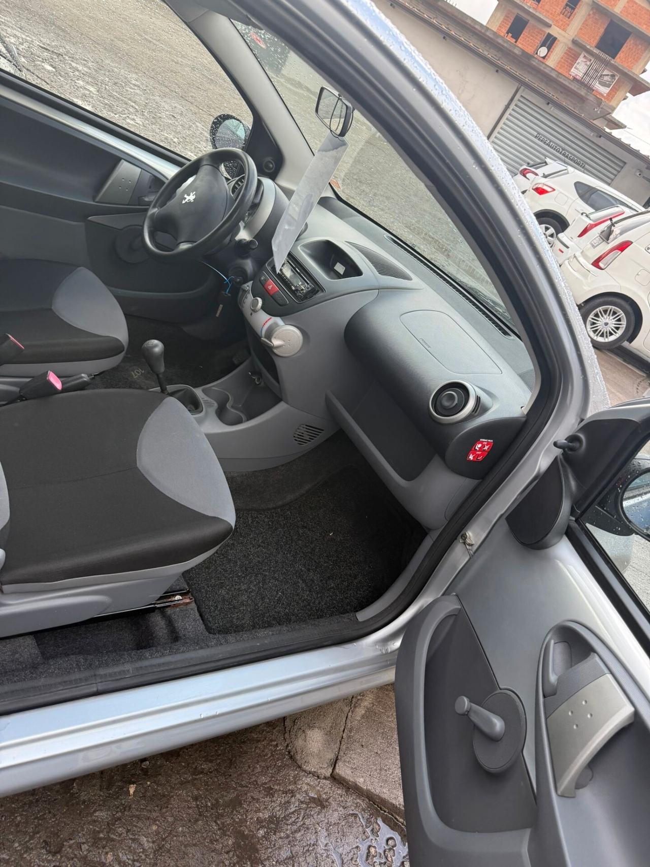 Peugeot 107 1.0 68CV 3p. Desir