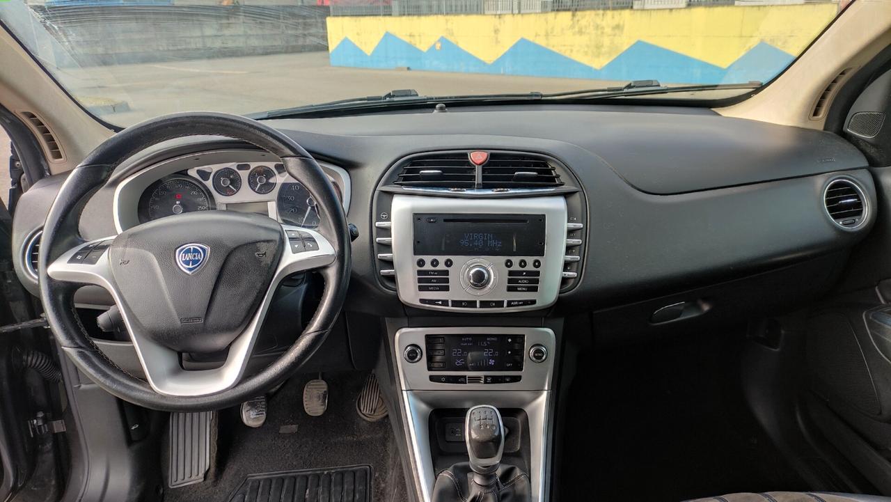 Lancia Delta 1.4 T-Jet Gold Ecochic GPL NEOPATENTATI - 2012