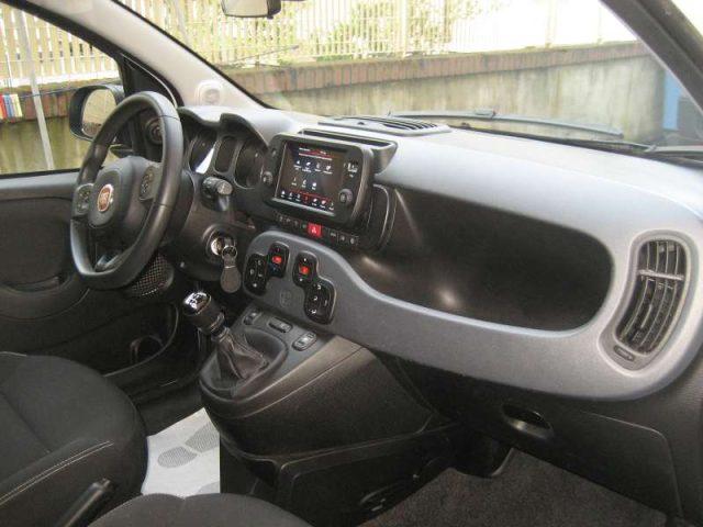 FIAT New Panda CROSS 1.0 FIREFLY S-S HYBRID