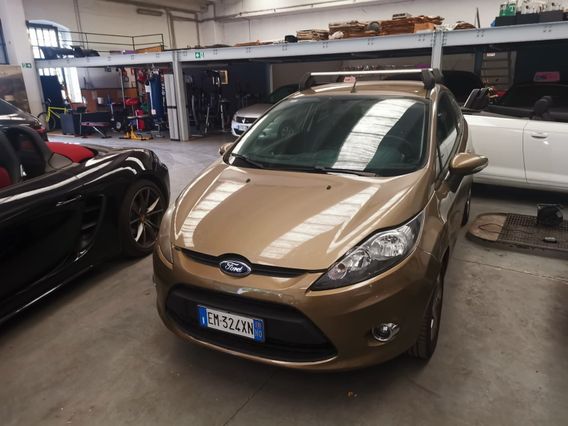 Ford Fiesta 1.4 3 porte Bz.- GPL Titanium