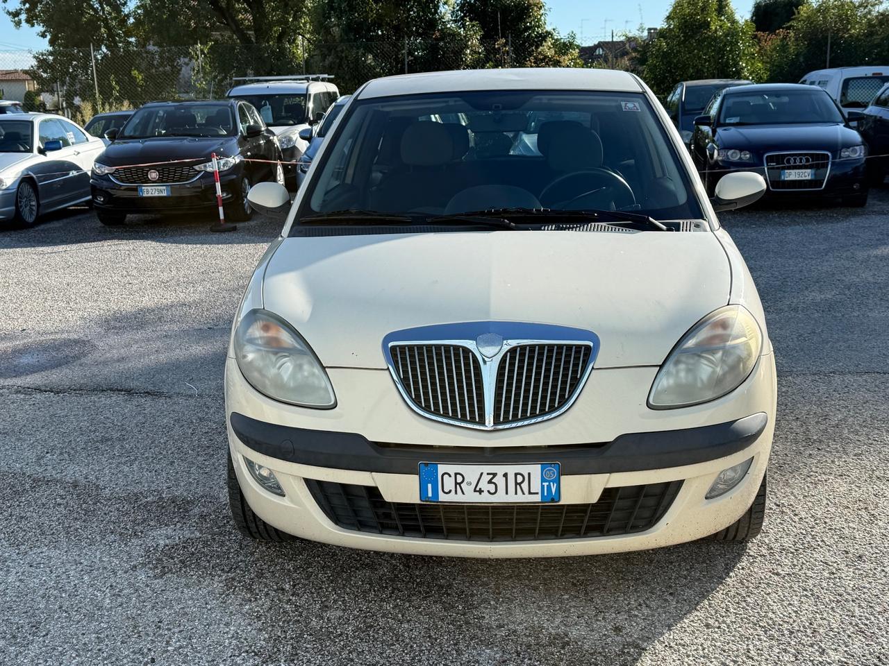 Lancia Ypsilon 1.2 Argento