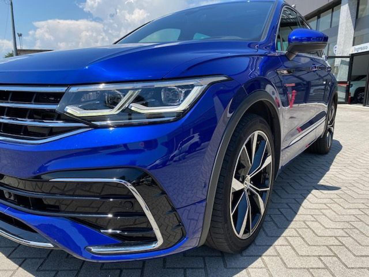 Volkswagen Tiguan 2.0 TDI 200 CV DSG Tetto 4MOTION R-Line