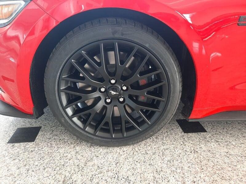 Ford Mustang Mustang Fastback 5.0 V8 TiVCT aut. GT