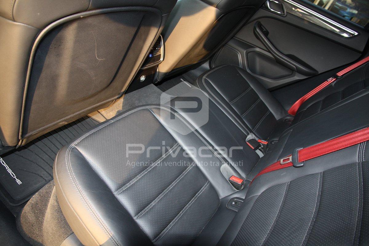 PORSCHE Macan 3.0 GTS