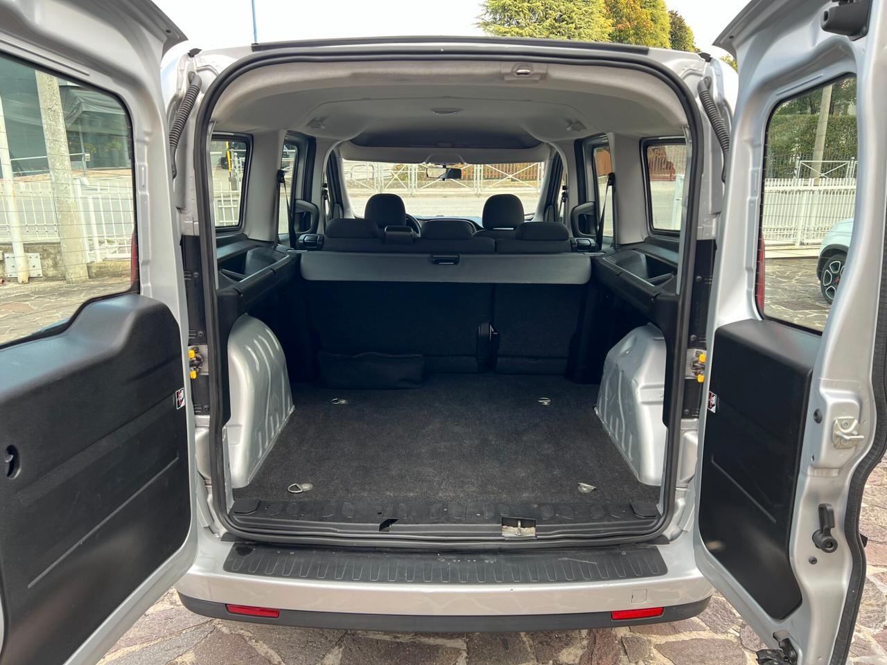 Fiat Doblo Maxi 1.6 MJT 120CV S&S Combi N1 5 Posti