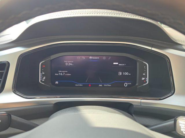 VOLKSWAGEN T-Roc 1.0 TSI IQ Light LED Performance 18" CAMERA ACC