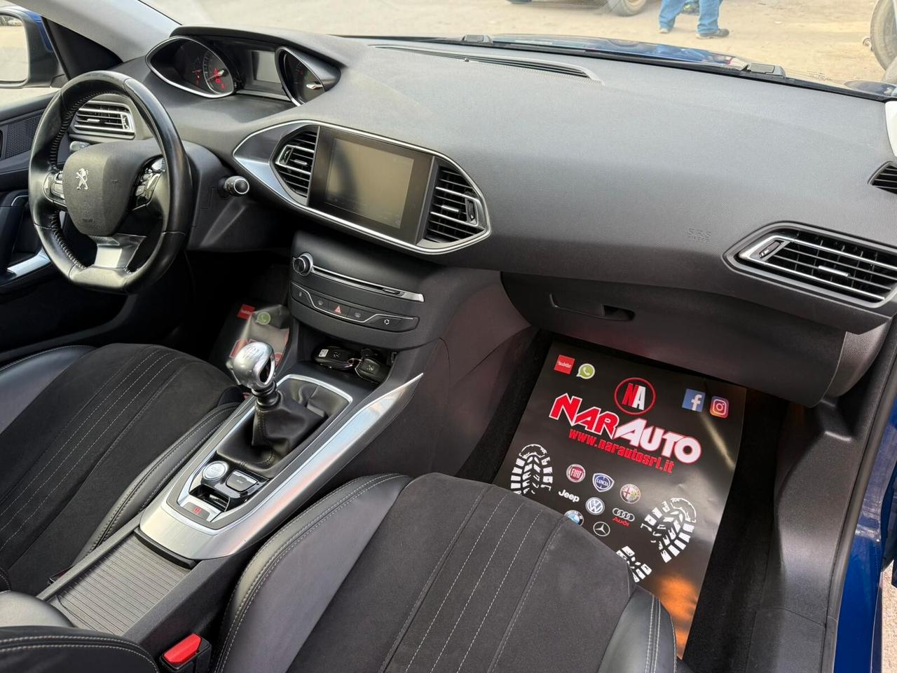 Peugeot 308 BlueHDi 120 S&S Allure