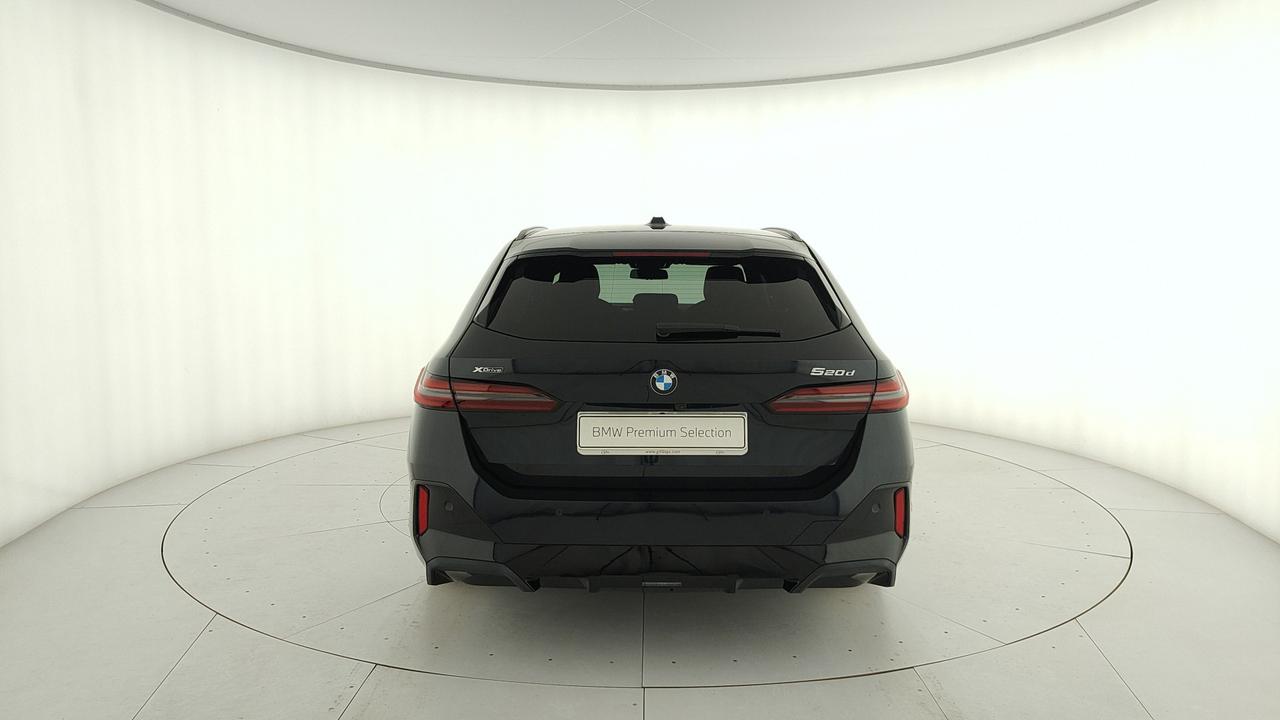 BMW 520d Touring 48V xdrive MSport Pro auto