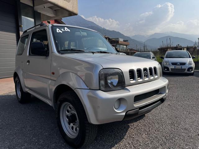 SUZUKI Jimny 1.3i 16V cat 4WD JLX