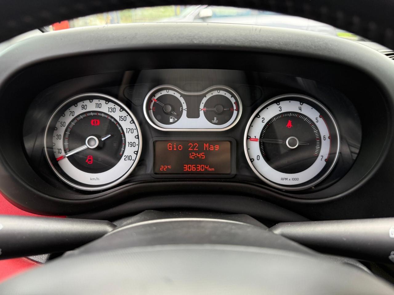 Fiat 500L 1.6 Multijet 105 CV Pop Star