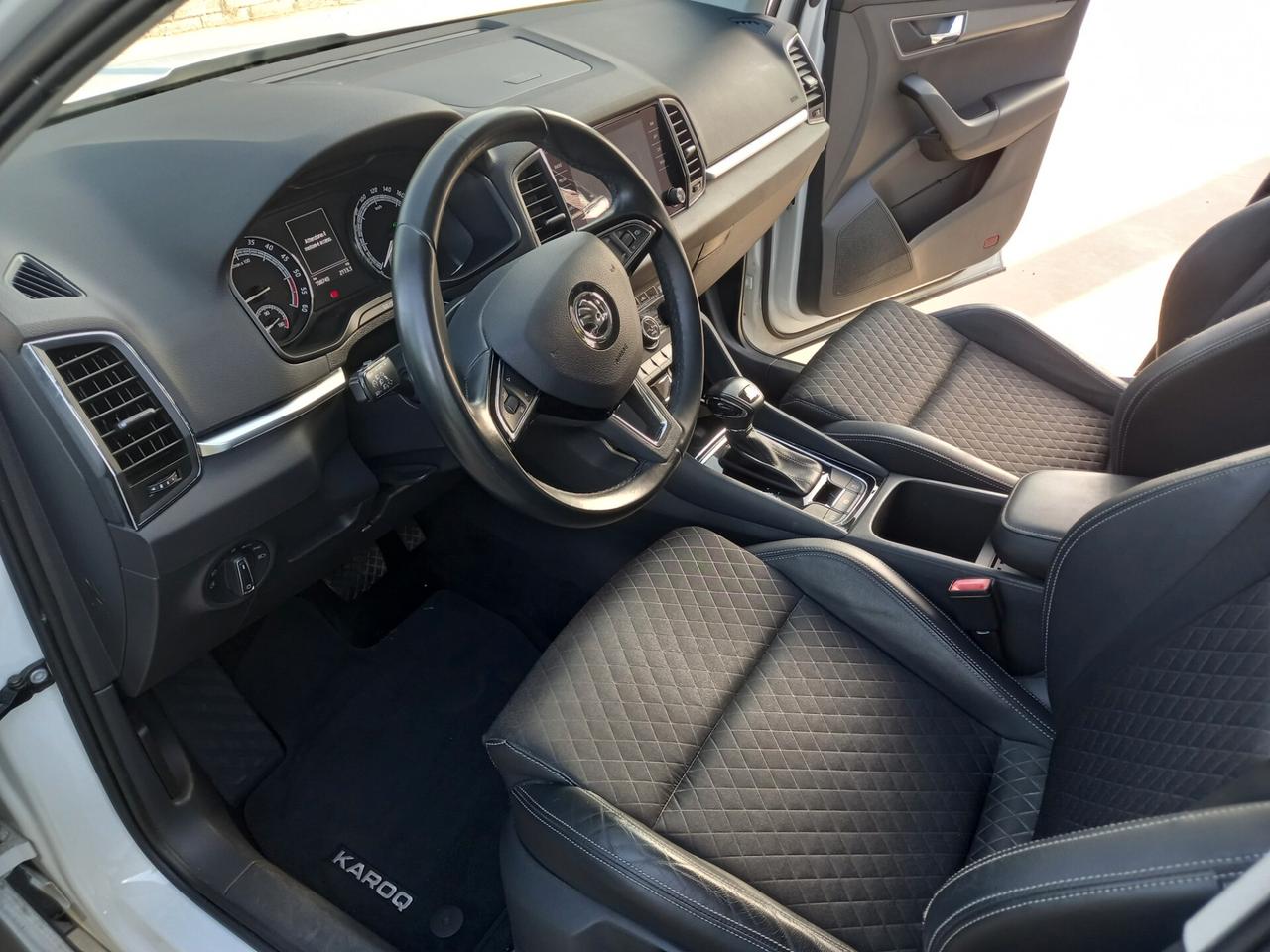 Skoda Karoq 1.6 TDI SCR Executive full