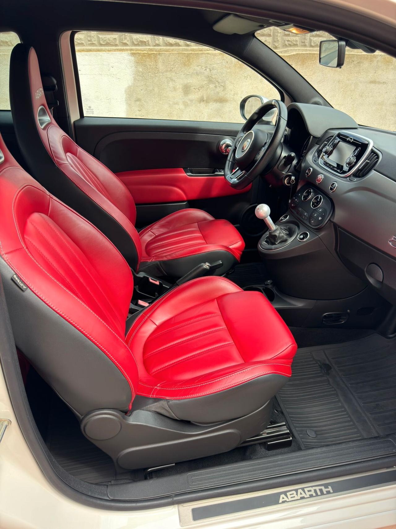 Abarth 595 1.4 Turbo T-Jet 165 CV Turismo