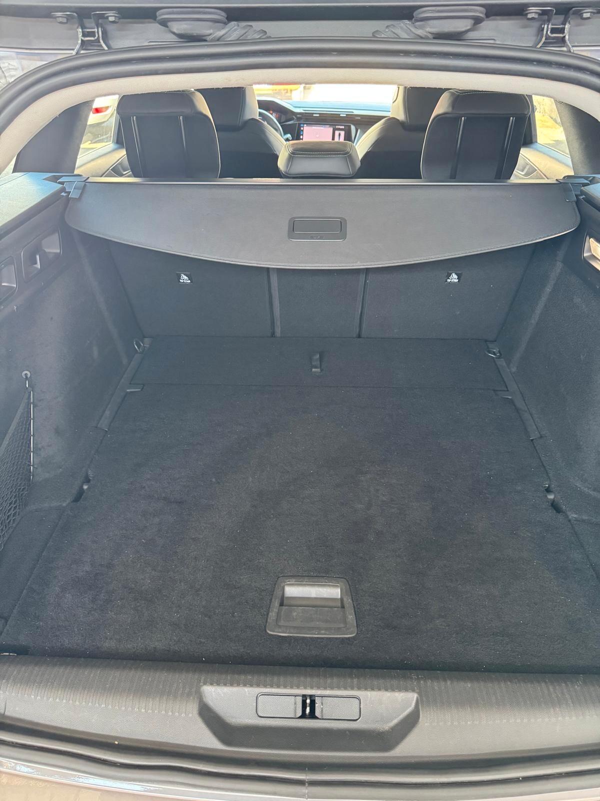 Peugeot 308 BlueHDi 130 S&S EAT8 SW Allure Pack