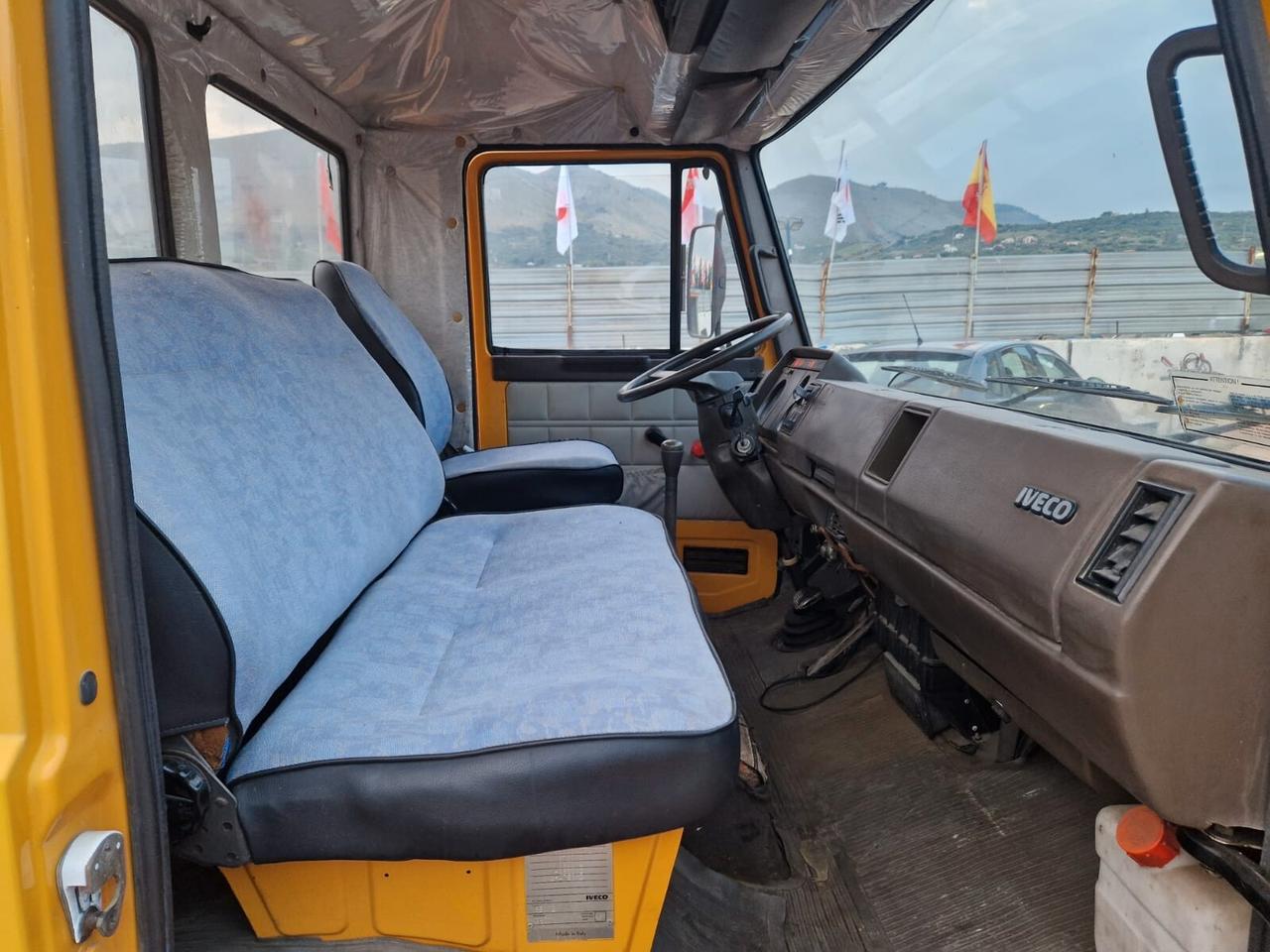 Iveco Fiat 65 12 3 6 Isoli 10 (Autoveicolo per uso speciale - Soccorso stradale)