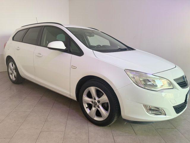OPEL Astra 1.7 CDTI 110CV Sports Tourer Cosmo