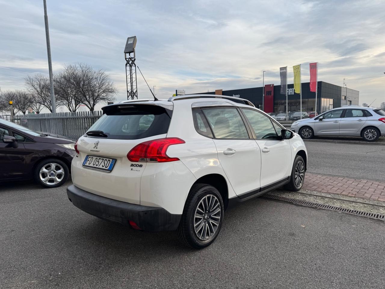 Peugeot 2008 1.6 BlueHDi. Ok Neopatentati