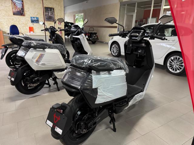 NIU NQi NQIX 500 SR 100 KM PRONTA CONSEGNA