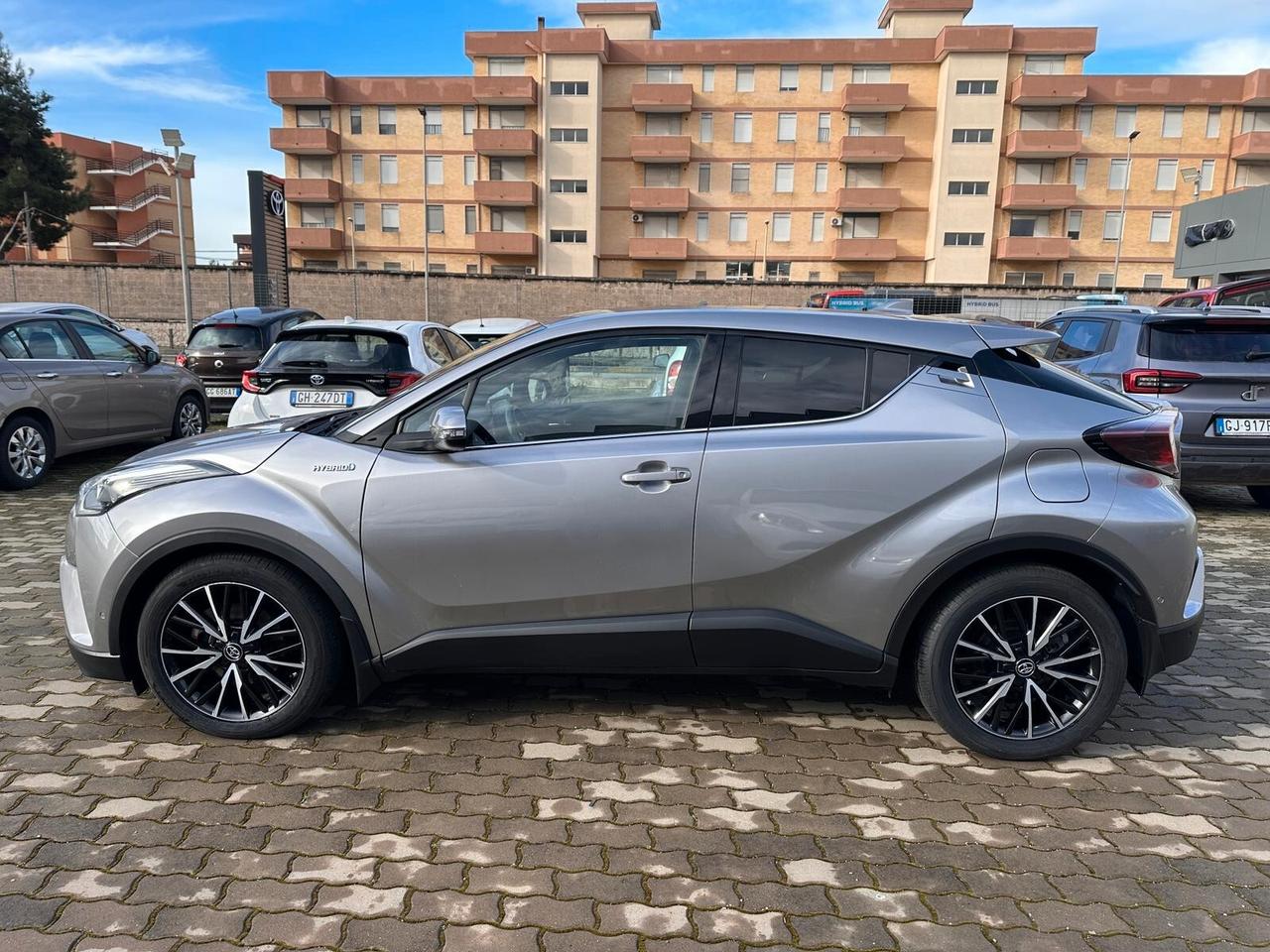 Toyota C-HR 1.8 Hybrid E-CVT Lounge