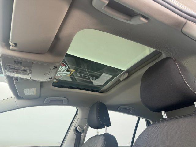 VOLKSWAGEN Golf Business 1.4 TSI DSG 5p. Highline BlueMotion Tech.