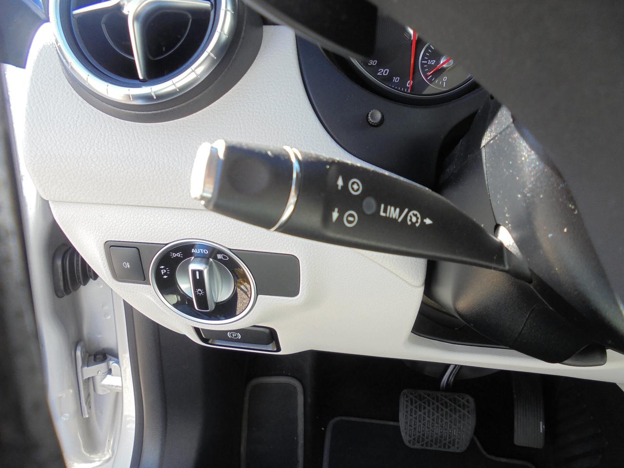 Mercedes-benz CLA 200 d S.W. Business Extra