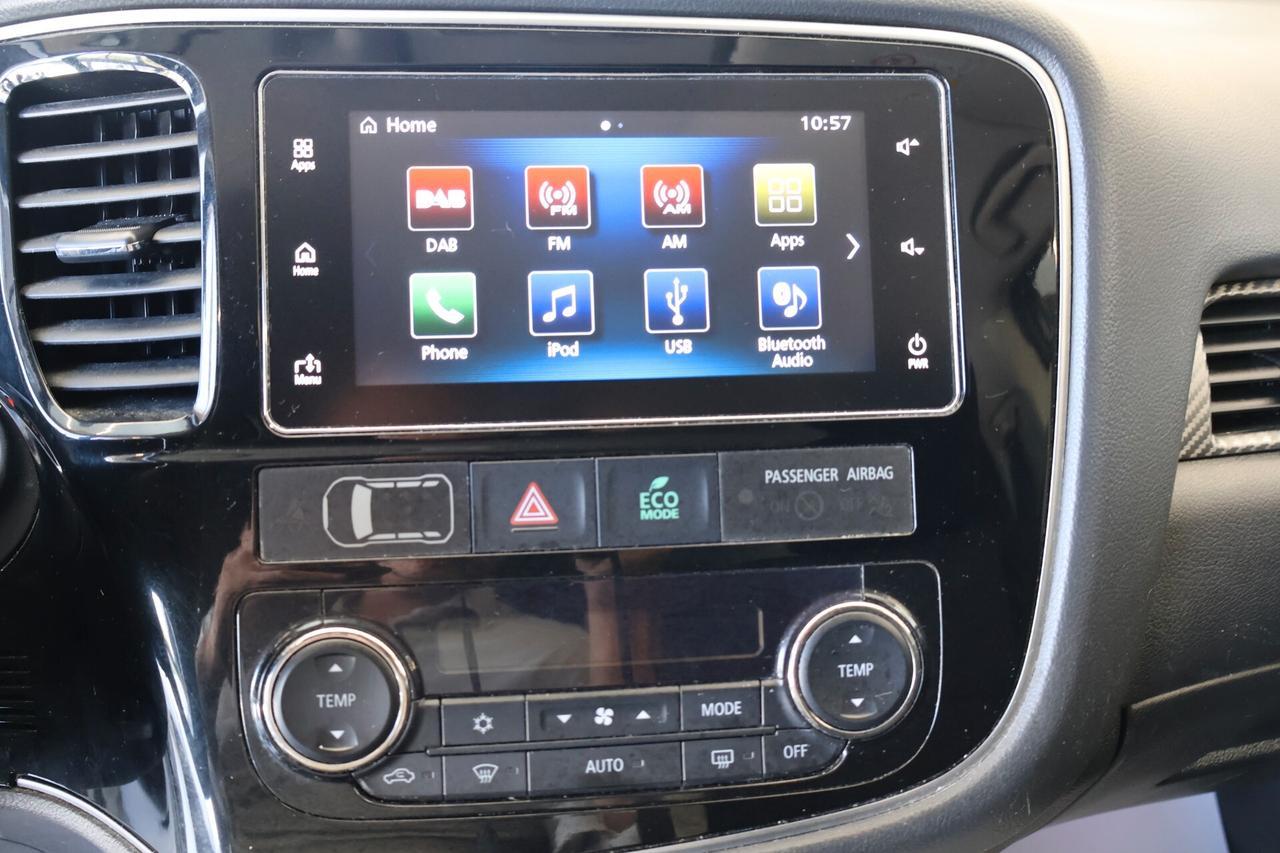 Mitsubishi Outlander 2.2 Instyle awd 7POSTI